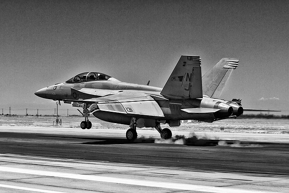Lemoore NAS LSO shack-5780-Edit
