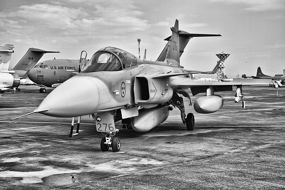 J-39 Gripen-